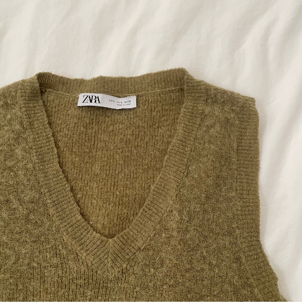 Zara Olive Green Knit Vest - Picture 3 of 7